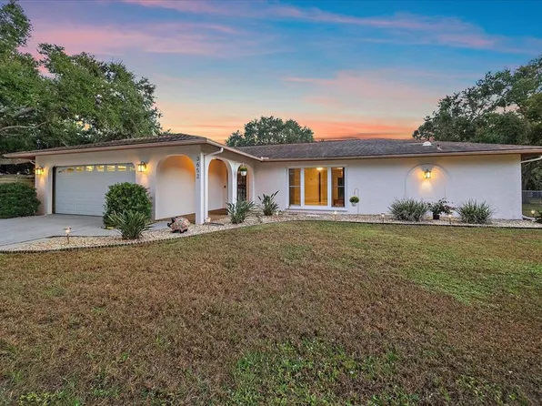 3652 Oak Grove Dr, Sarasota, FL 34243