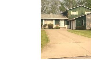 7229 Hyannis Dr, Bedford, OH