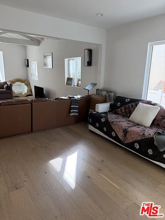 4 bed, 3.5 bath, 2774 sqft, $7,000 — Photo 4