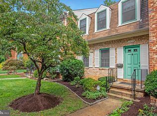 7639 Heatherton Ln, Rockville, MD 20854