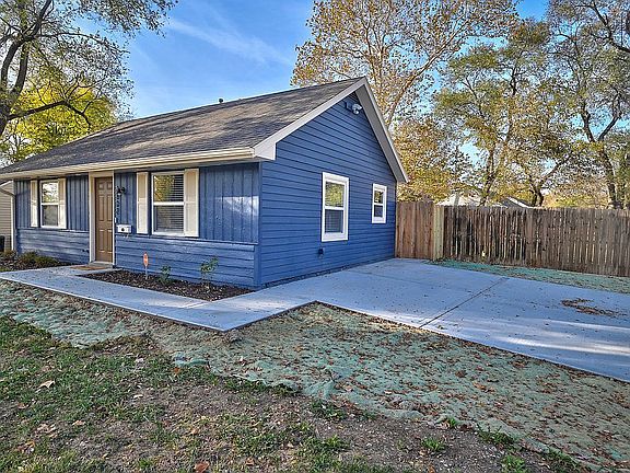 2nd image of 2802 Highland Dr