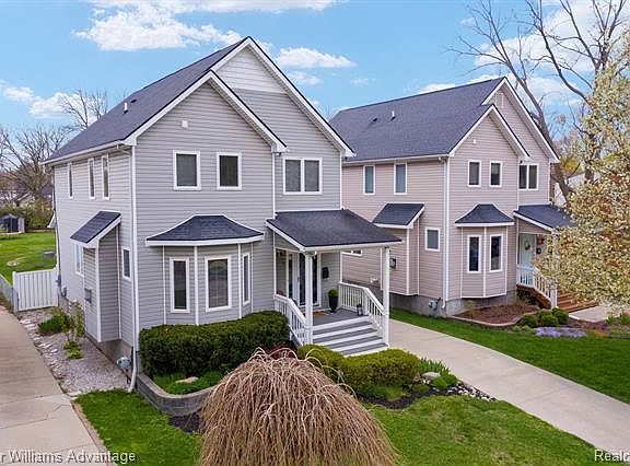 3rd image of 3261 Garden Ave