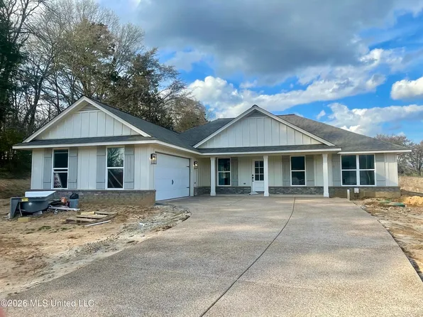 248 Farley Rd, Byhalia, MS 38611