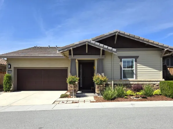 1130 Garcia Gln, Hollister, CA 95023