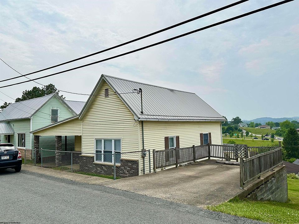 1st image of 342 Satterfield St