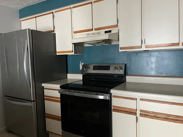 3500 Kingsley Ct APT K, Pasadena, MD 21122