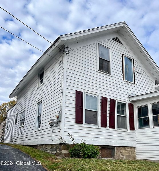 2nd image of 13 Lafayette Street
