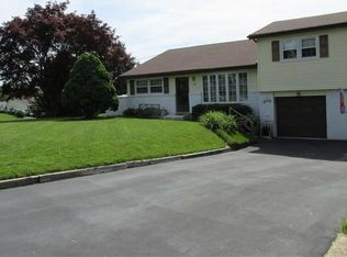 112 Wordsworth Dr, Wilmington, DE 19808