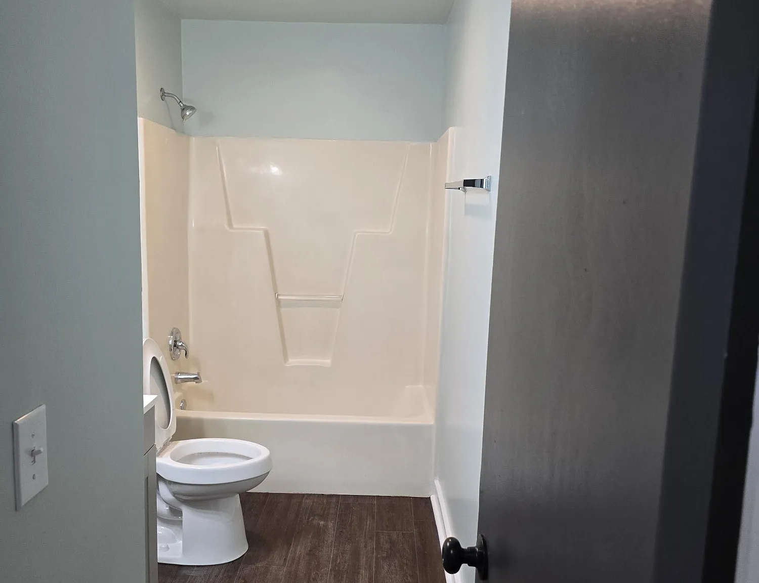 2 bed, 900 sqft, $995 — Photo 4