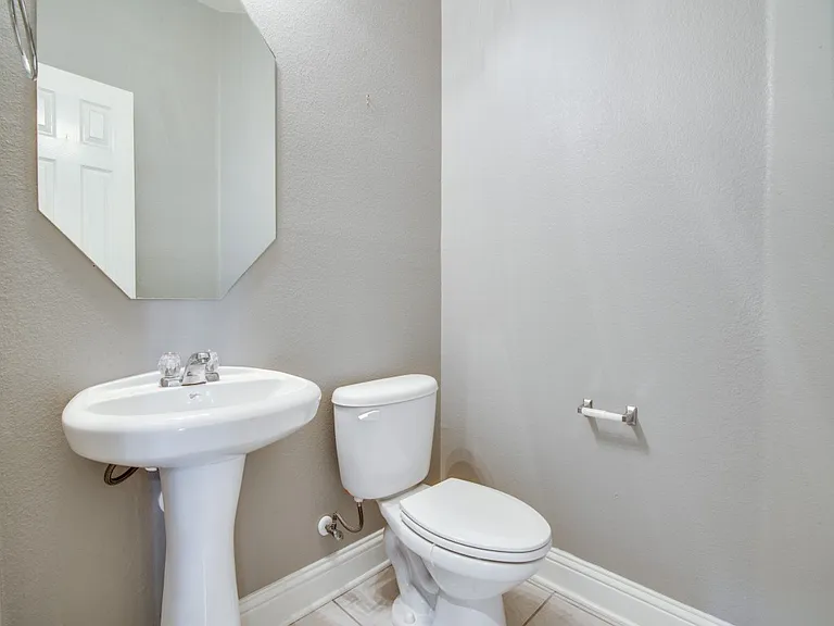 10120 Cherry Hill Ln — Photo 1