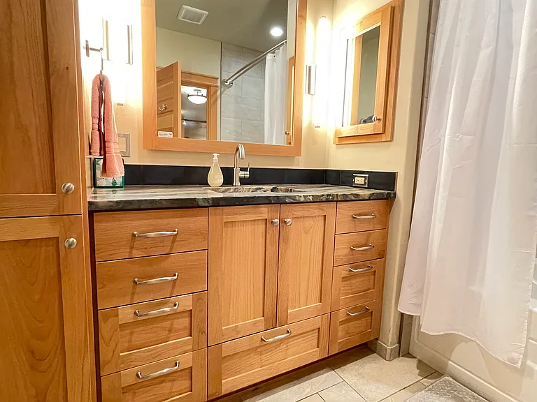 114 Granite St #2 — Photo 44
