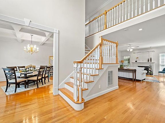 4th image of 6194 Moores Creek Dr