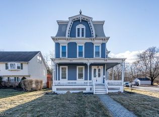 70 Leigh St, Clinton, NJ 08809