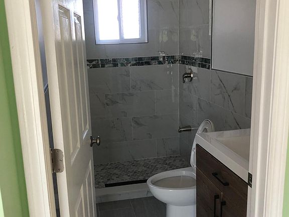 2nd image of 11 Sherbrooke Ave #1