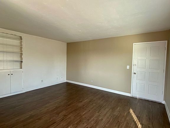 3rd image of 4463 Ohio St APT 3