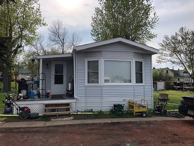 2nd image of 308 Court Dr