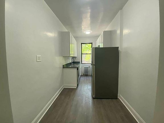 2nd image of 117-15 Union Tpke #D