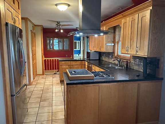 5th image of 5010 Castelar St