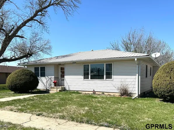 504 E 7th St, Davenport, NE 68335