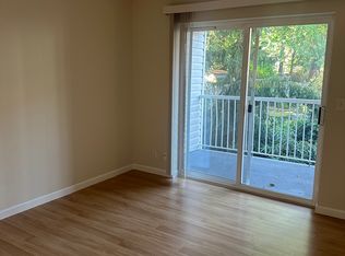 12327 Roosevelt Way NE #D303, Seattle, WA 98125