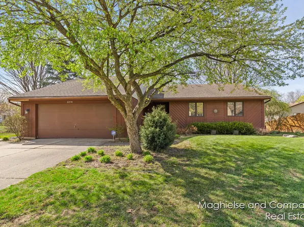 2290 Ancient Dr SW, Wyoming, MI 49519