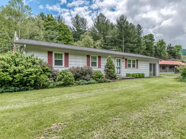 209 Pounding Mill Branch Rd, Pounding Mill, VA 24637