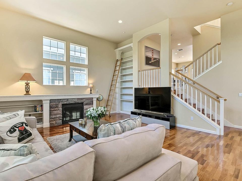 132 Maple Ln, East Palo Alto, CA 94303 Zillow