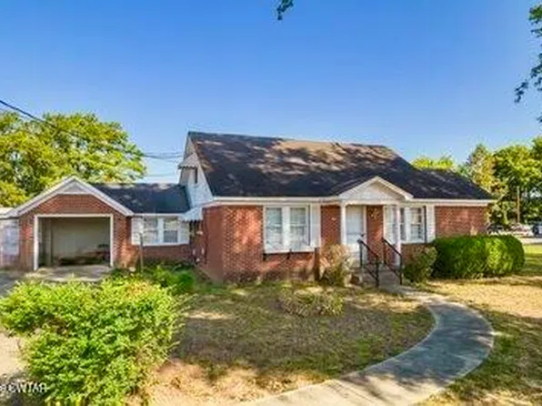 563 E Main St, Henderson, TN 38340