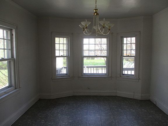 5th image of 1631 S 15th Ave