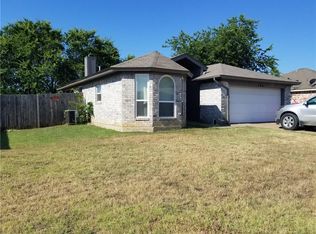 524 Ridge Dr, Everman, TX 76140