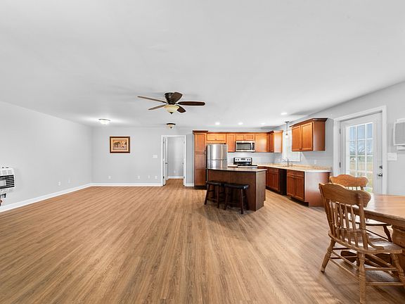 3rd image of 3247 Woolard Rd
