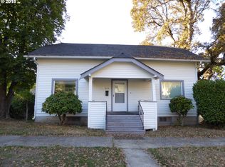 815 Van Buren St, Oregon City, OR 97045