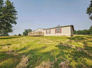 4525 S Hickory Grove Rd, Pekin, IN 47165