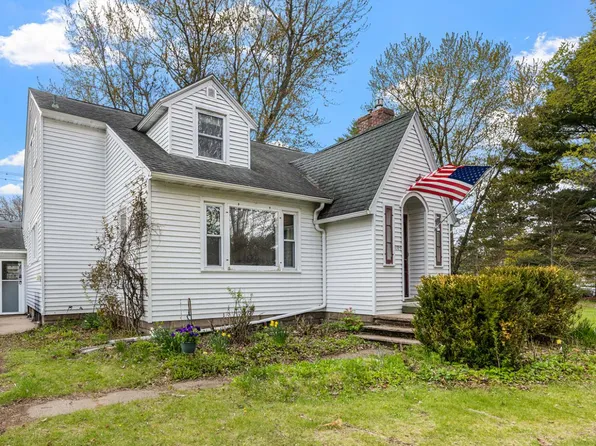 1105 E 9th St, Merrill, WI 54452