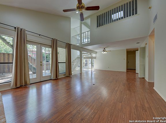 3rd image of 3511 River Way