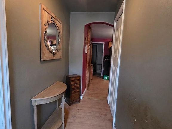5th image of 365 Hammonds Plains Rd