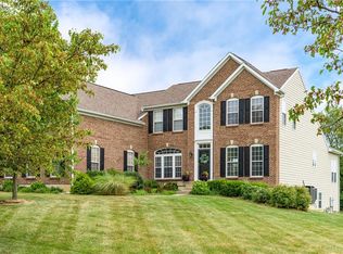 7490 Silver Lake Dr, Waynesville, OH