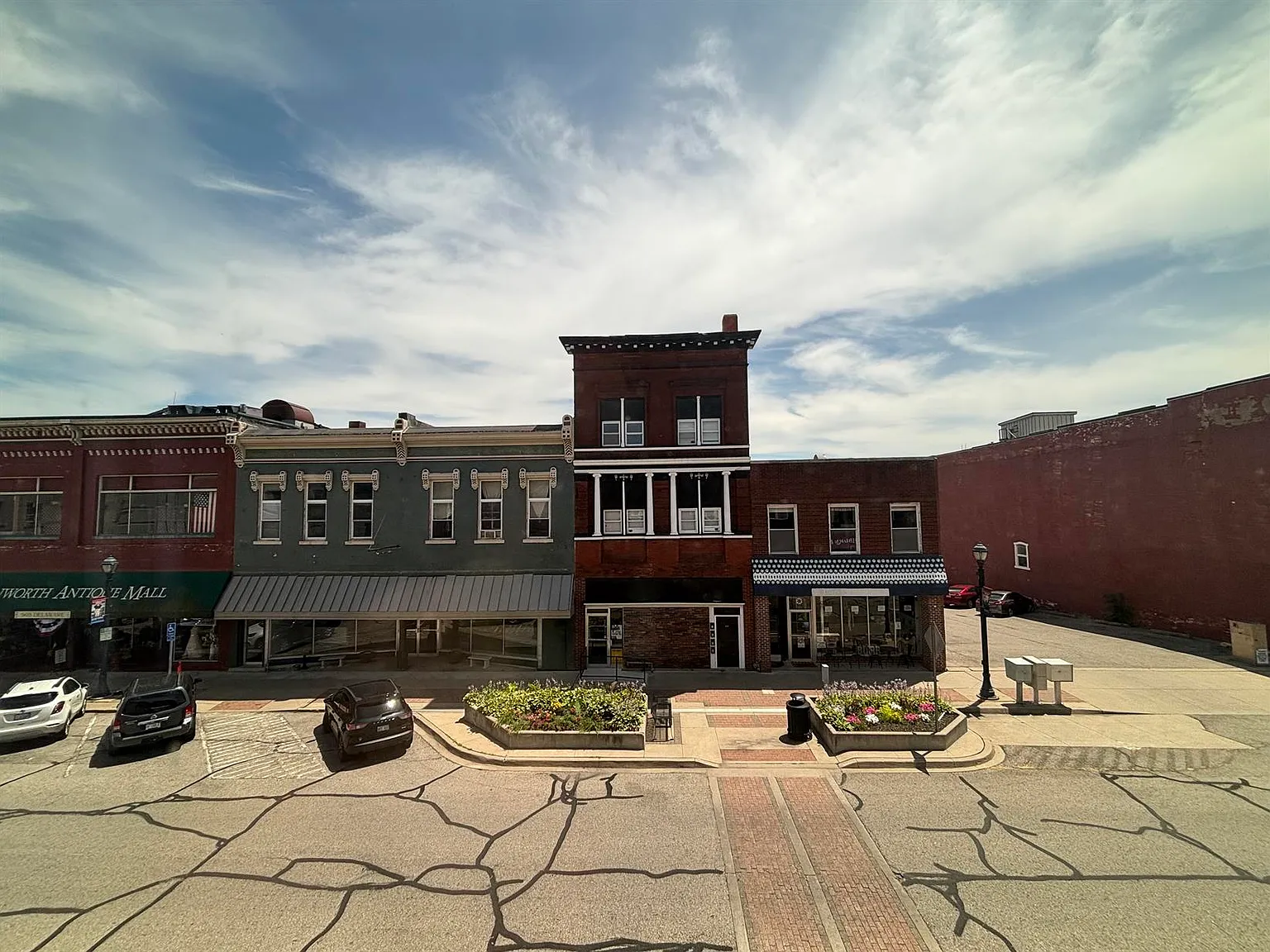 512 Delaware #D — Photo 1