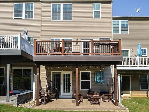 3rd image of 7 Red Rose Ln