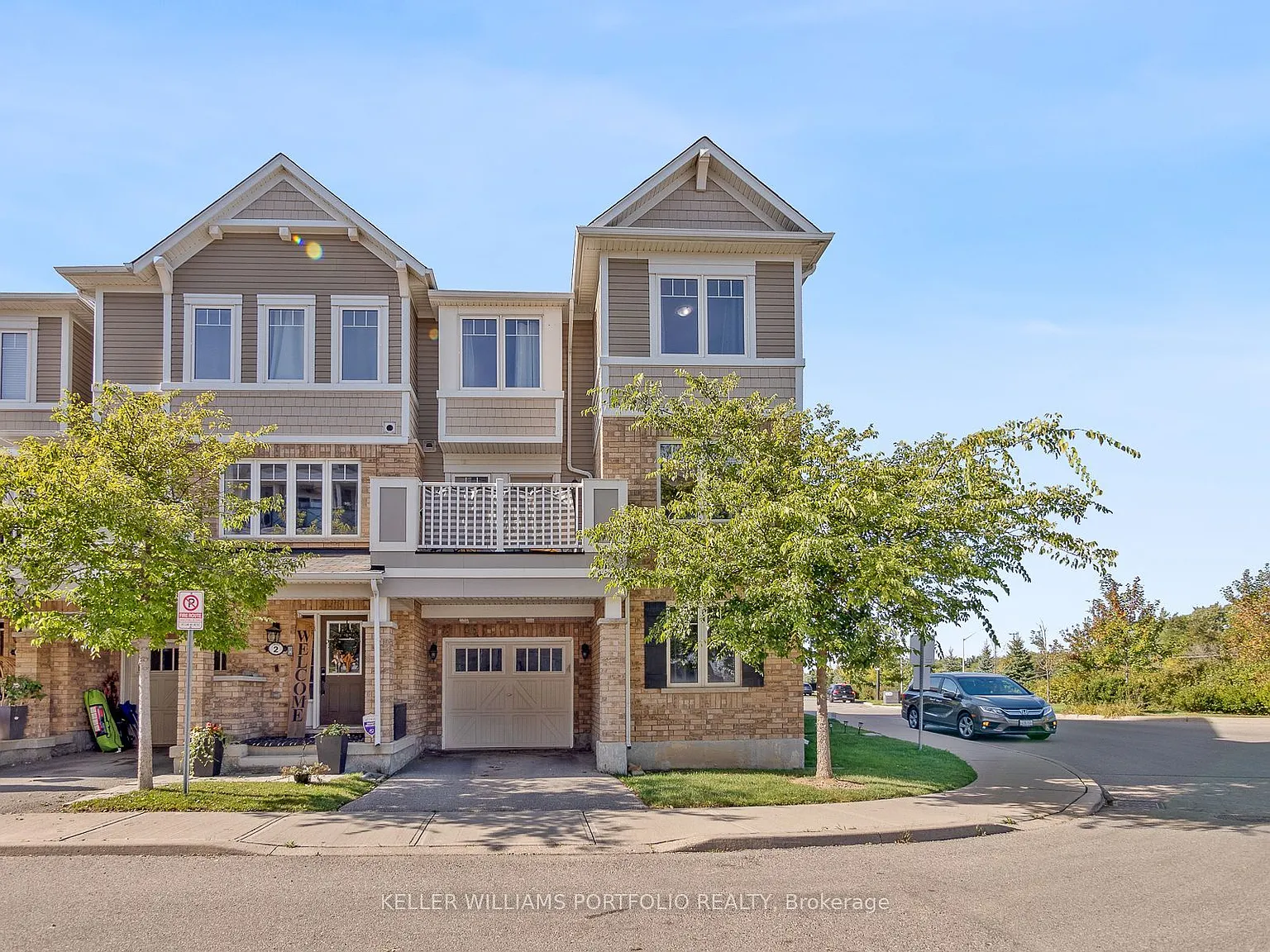 4 bed, $3,200 — Photo 3