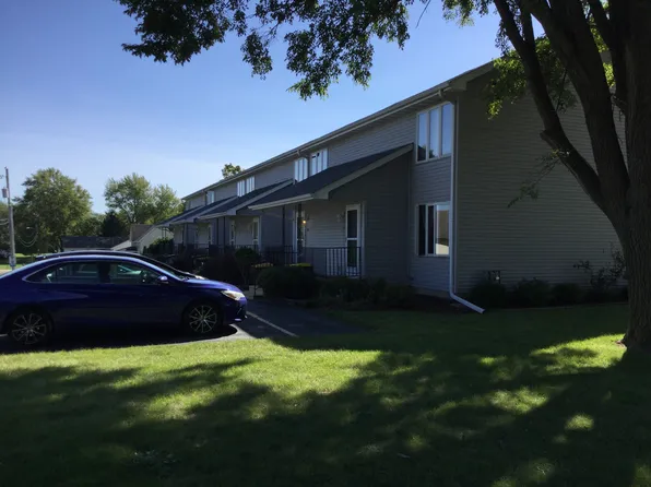 123 N Ridge St, Creston, IL 60113