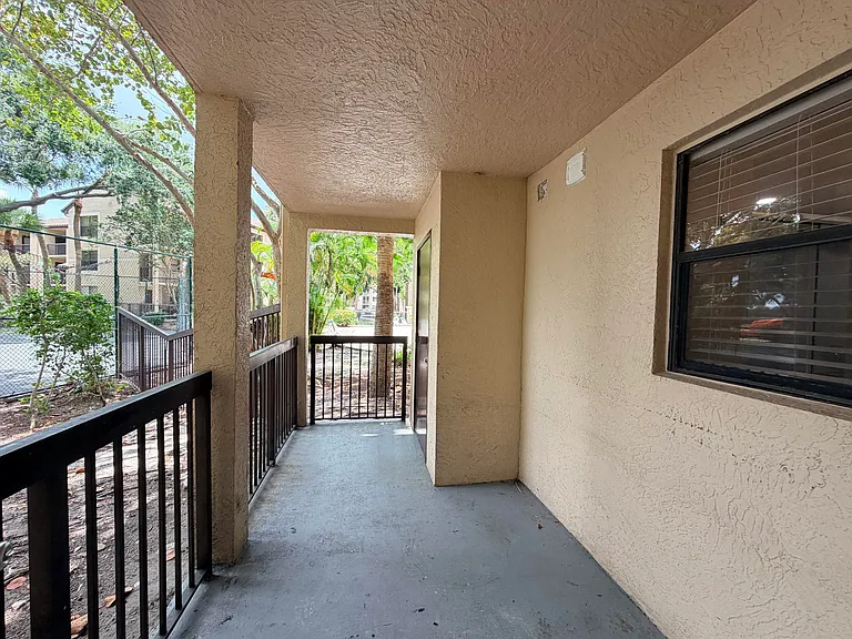 4501 W McNab Rd #11 — Photo 12