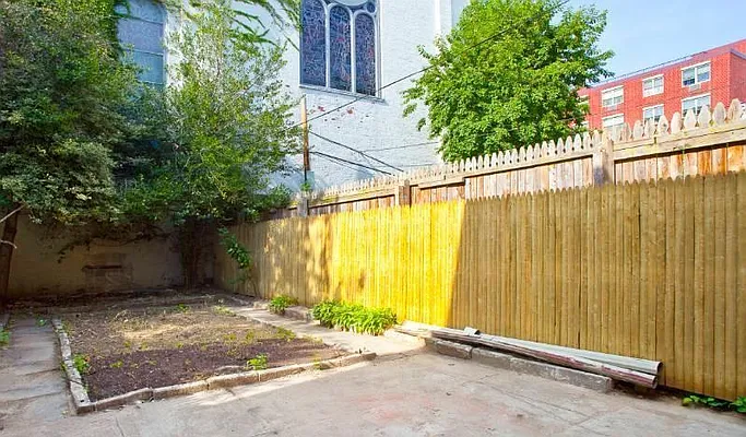 Rented by Bold New York | media 19