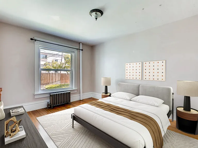 1124 N Emerson St — Photo 4