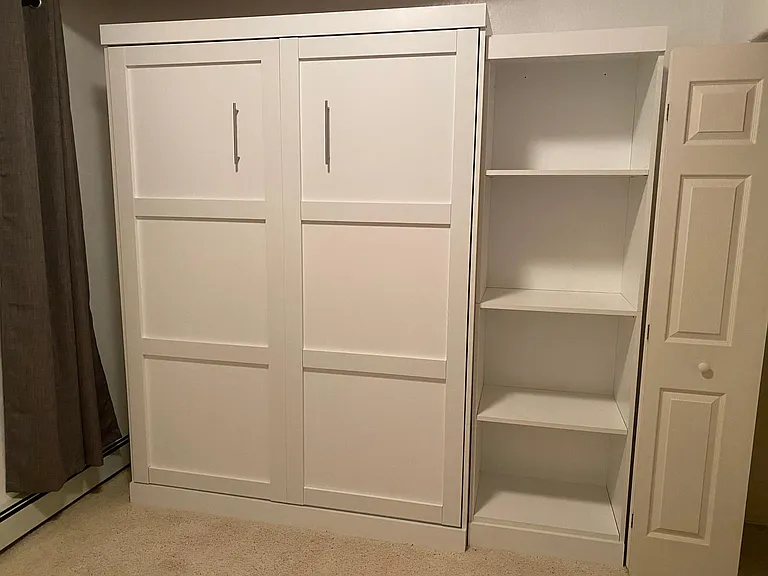 Queen size Murphy bed in second bedroom