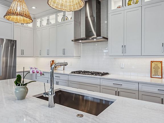 2nd image of 3285 Dorado Ln #202