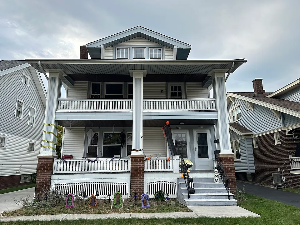 Exterior of 2022 Bunts Rd