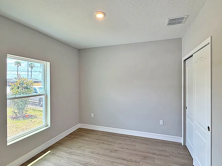 5027 Old Cheney Hwy — Photo 18