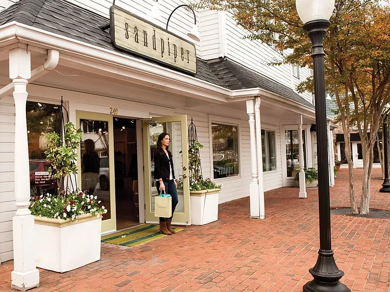 Steps away from shopping, and much fine dining.