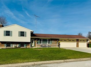 1254 Howard Dr, Greenville, OH 45331